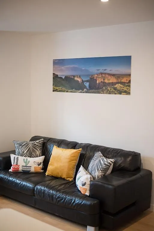 Big Fish Homes - The Cloisters Belfast Apartamento