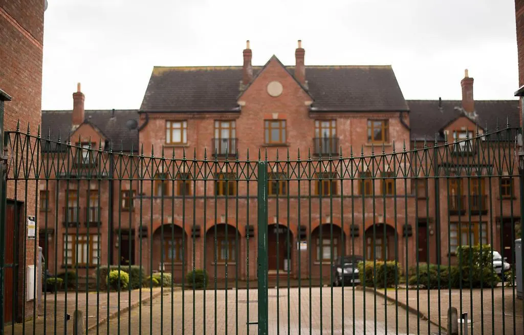Big Fish Homes - The Cloisters Belfast Reino Unido